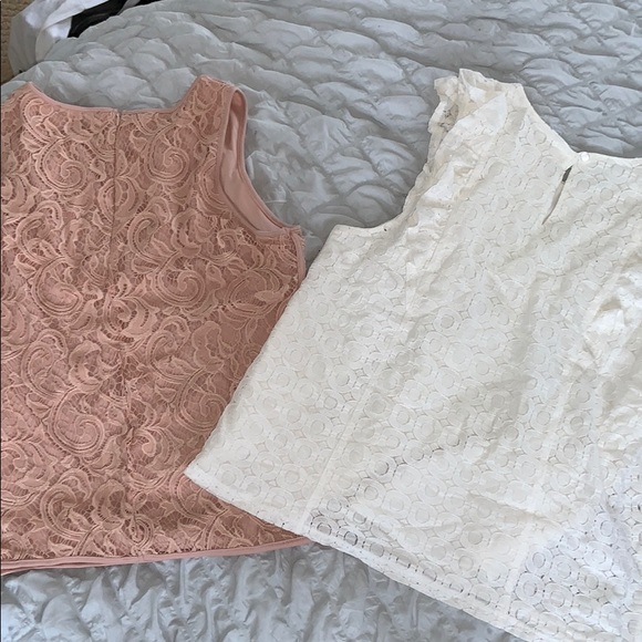 SOLD  Adrianna Papell Top Bundle ⚪️ - Picture 4 of 4